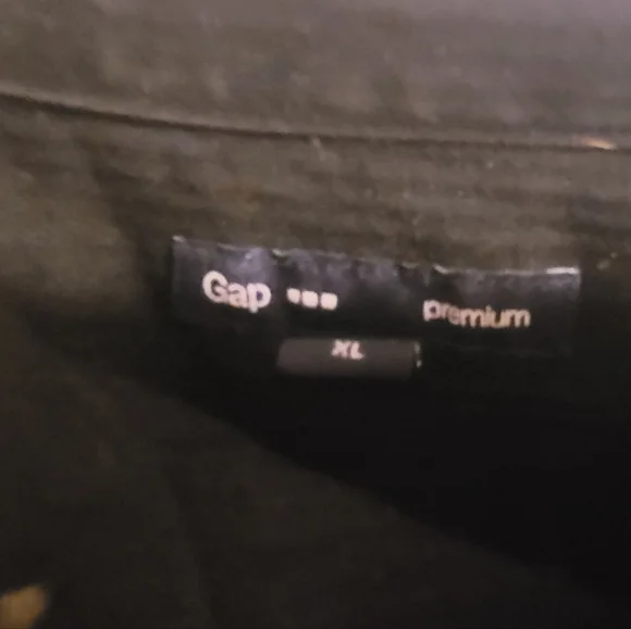 Gap long sleeve shirt- Size XL - Picture 3 of 3